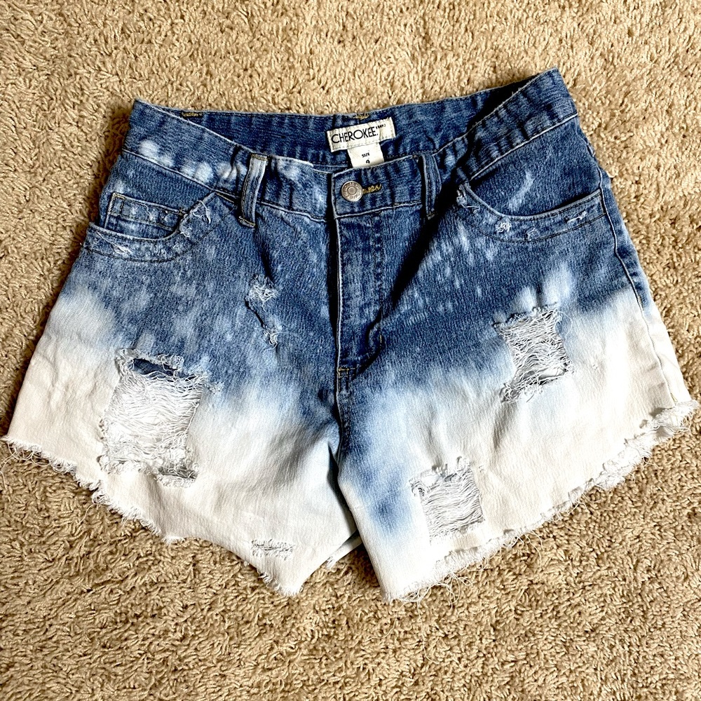 Highwaisted Bleach Dyed shorts
